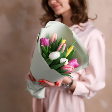 Яркий тюльпановый микс